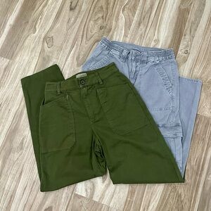 2 pairs of jean Pants American Eagle Cargo and Universal Thread Olive. Size 2/XS
